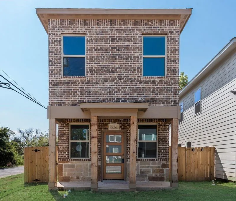 2350 Scott Street, Dallas TX 75215