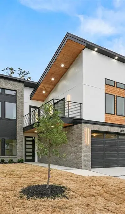 2515 Southland Street, Dallas TX 75215