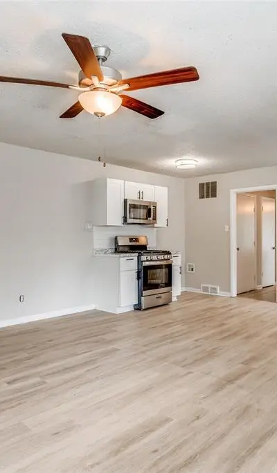 3301 Willing Avenue, Fort Worth TX 76110 - Photo 2