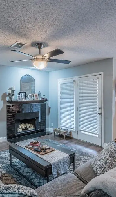 1901 Cloisters Drive # 914, Arlington TX 76011 - Photo 3