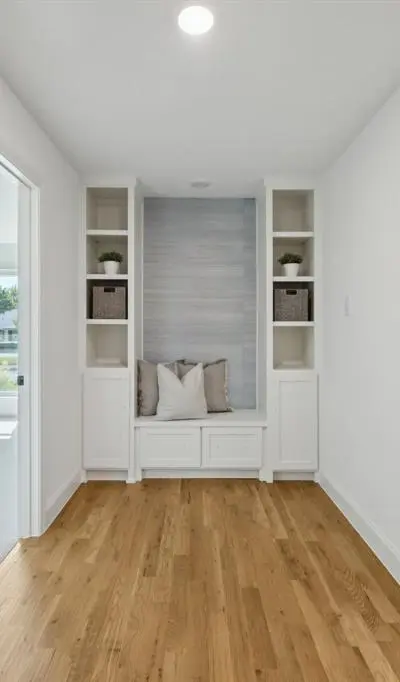 4331 Laren Lane, Dallas TX 75244 - Photo 3