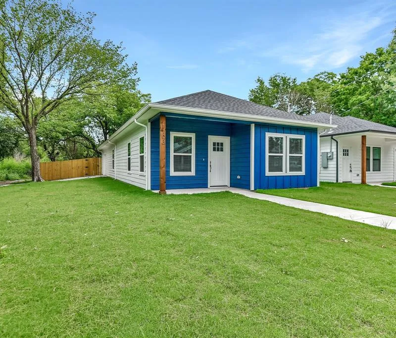 1103 S Montgomery Street, Sherman TX 75090