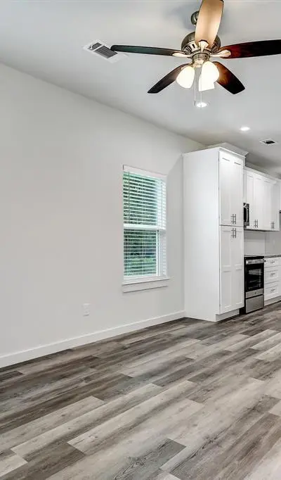 1103 S Montgomery Street, Sherman TX 75090 - Photo 4