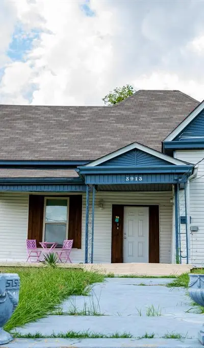 3913 Lee Street, Greenville TX 75401 - Photo 2