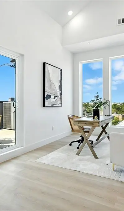 312 N Lancaster Avenue # 101, Dallas TX 75203 - Photo 2