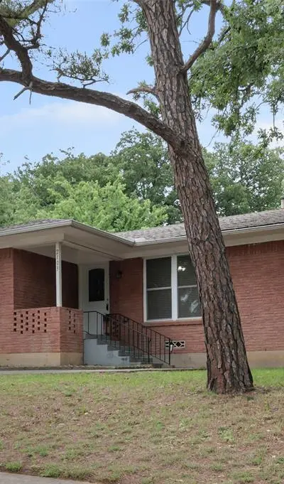 2103 Mercedes Road, Denton TX 76205 - Photo 3