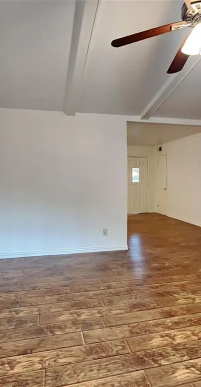 311 Lincolnshire Court, Irving TX 75061 - Photo 2
