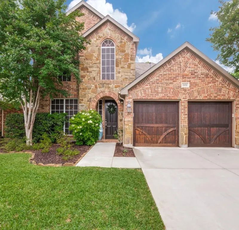 2452 Dockside Drive, Grand Prairie TX 75054
