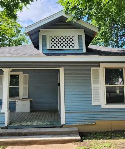 940 W 7th Street, Dallas TX 75208