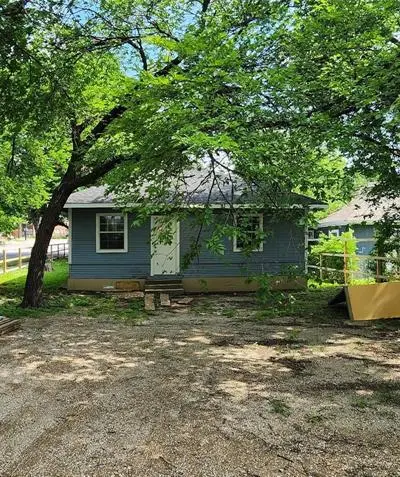 940 W 7th Street, Dallas TX 75208 - Photo 2
