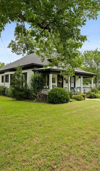 708 N Anglin Street, Cleburne TX 76031 - Photo 4