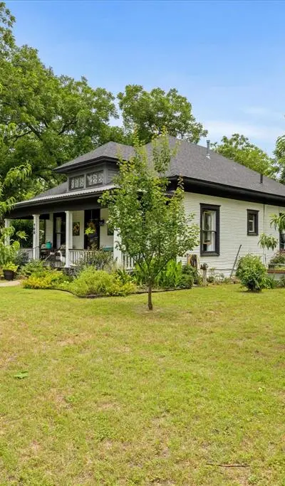 708 N Anglin Street, Cleburne TX 76031 - Photo 5