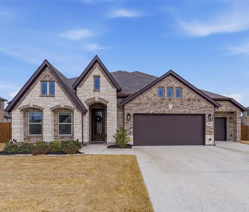 12504 Panther Creek Drive, Godley TX 76044