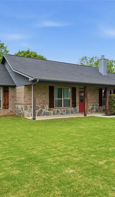 404 N Florence Street, Tioga TX 76271