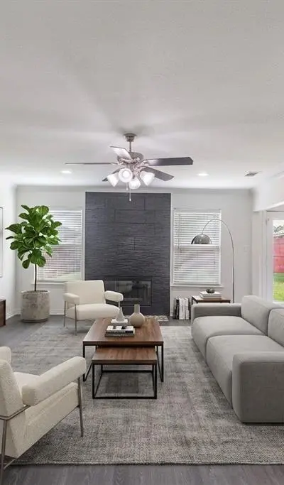 901 Saddle Drive, Euless TX 76039 - Photo 2