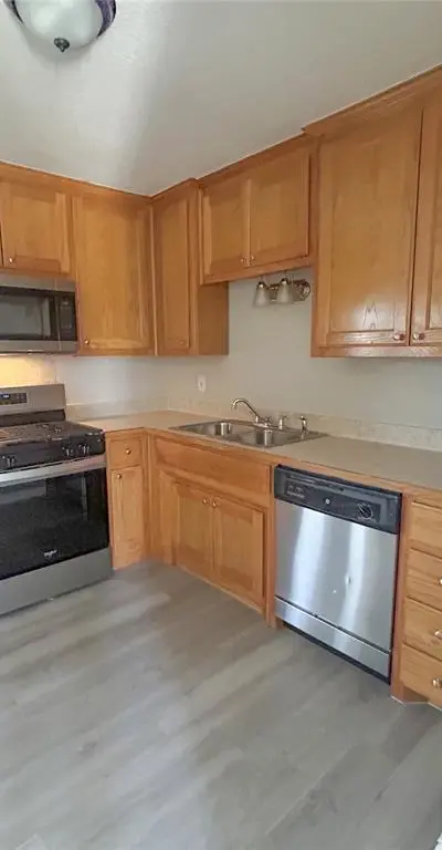 6406 Waynewood Court, Fort Worth TX 76135 - Photo 5