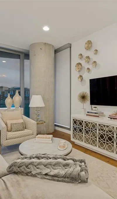 3130 N Harwood Street # 702, Dallas TX 75201 - Photo 4