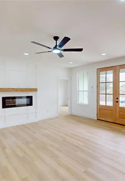911 Van Winkle Street, Weatherford TX 76086 - Photo 4