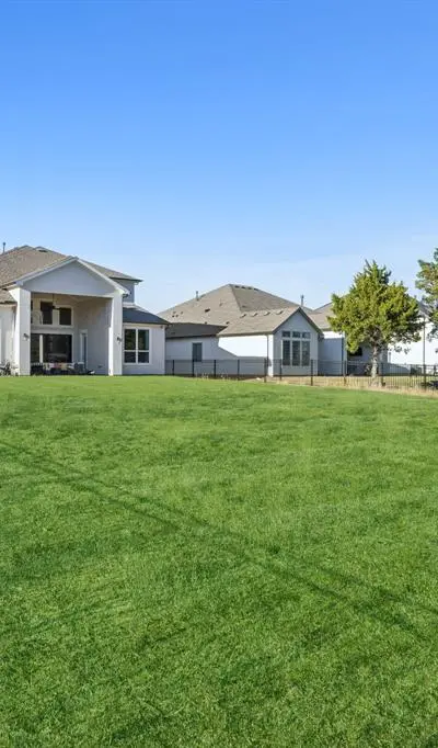 1321 Mcclintock Drive, Shady Shores TX 76208 - Photo 5