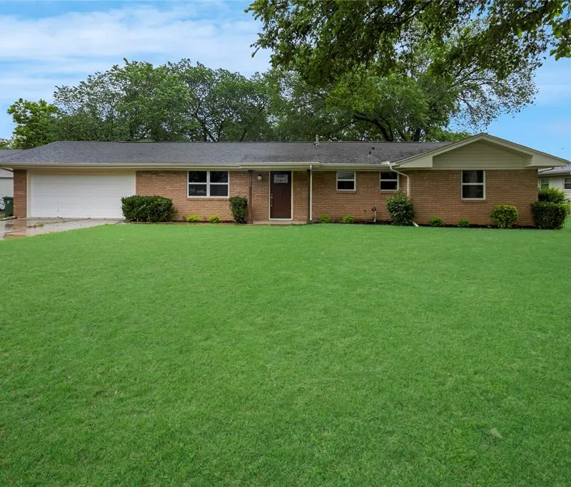 4408 Lynn Terrace, North Richland Hills TX 76180