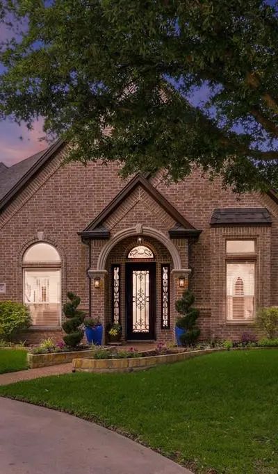 8953 Stratford Drive, North Richland Hills TX 76182 - Photo 2