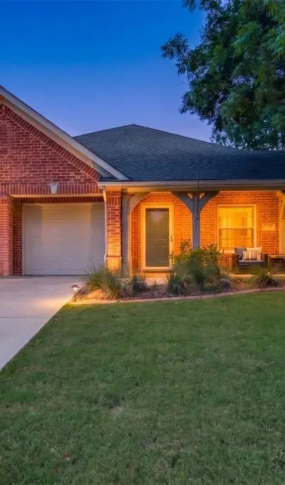 401 Manders Court, Irving TX 75063