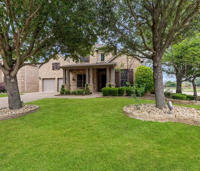 7096 Carmona, Grand Prairie TX 75054