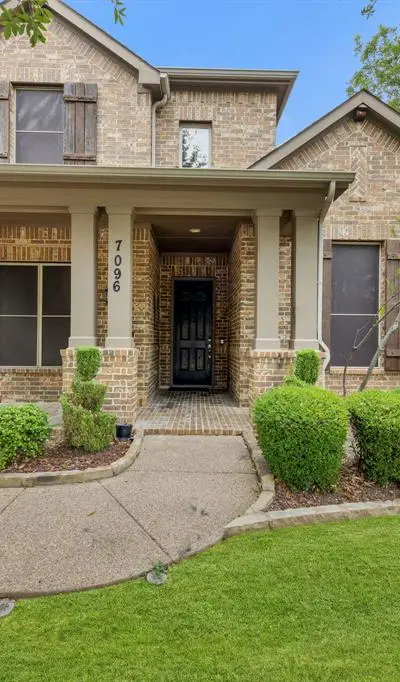 7096 Carmona, Grand Prairie TX 75054 - Photo 2