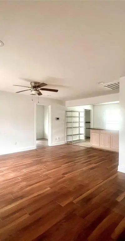 1919 E Ledbetter Drive, Dallas TX 75216 - Photo 5