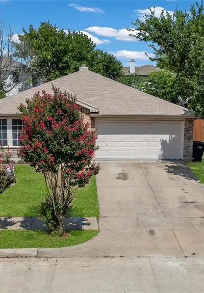 5132 Bedfordshire Drive, Fort Worth TX 76135 - Photo 5