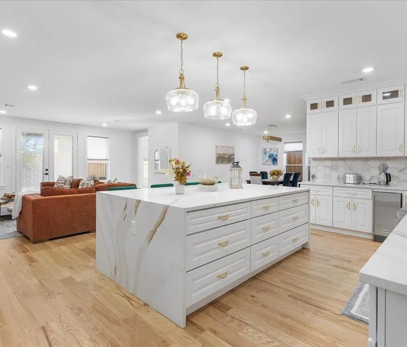 4726 Hopkins Avenue, Dallas TX 75209