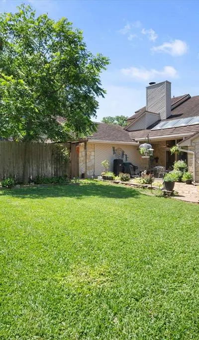 4917 Wareham Drive, Arlington TX 76017 - Photo 5