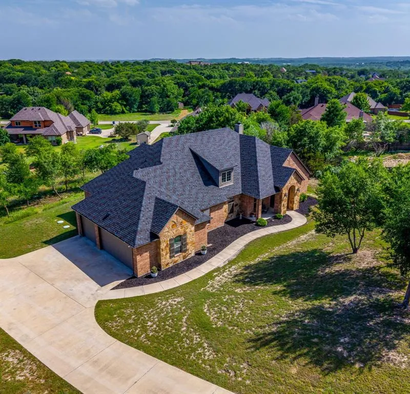 190 Ethan Drive, Hudson Oaks TX 76087