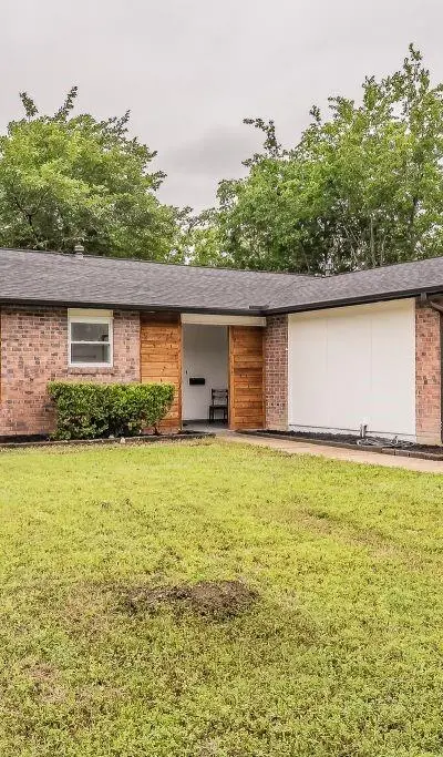1108 Georgetown Street, Arlington TX 76015 - Photo 2