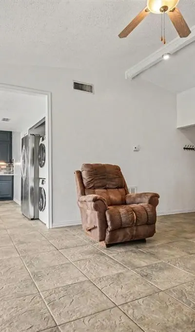 5300 Princess Court, Lake Dallas TX 75065 - Photo 5