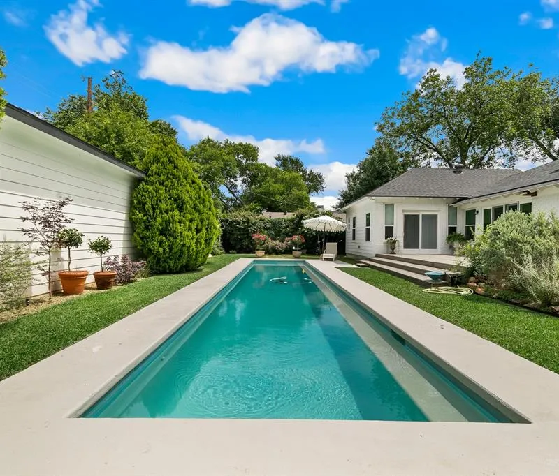 9907 Donegal Drive, Dallas TX 75218