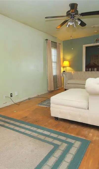 3359 Shelley Boulevard, Dallas TX 75211 - Photo 3