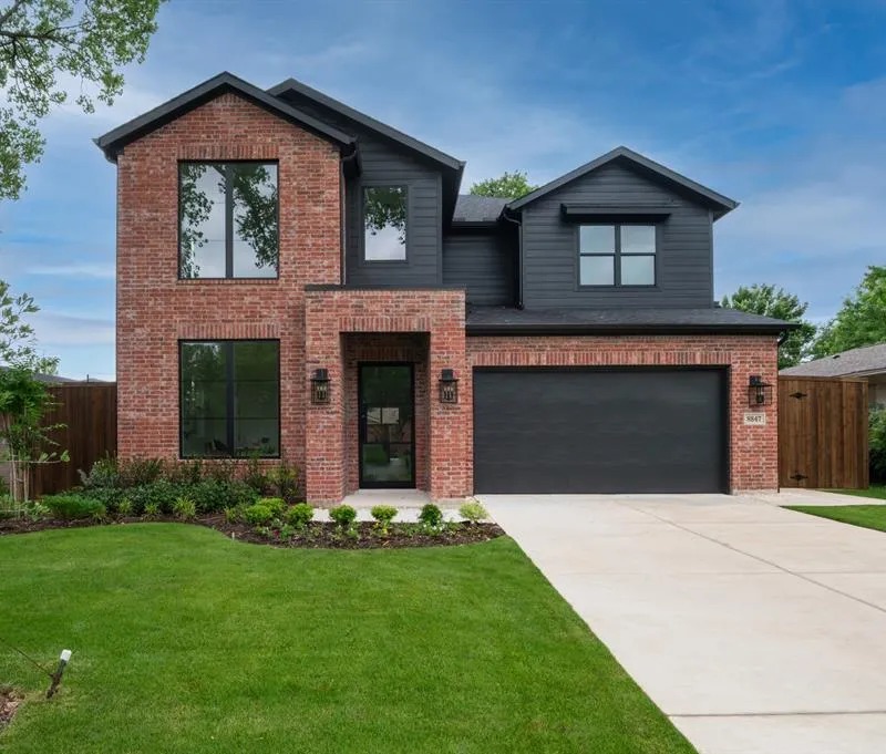 8847 Larchwood Drive, Dallas TX 75238