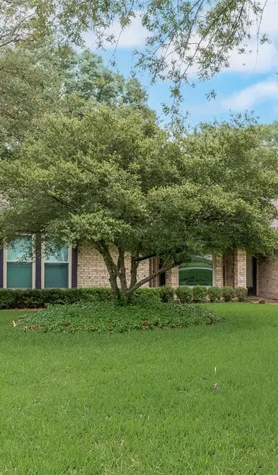 208 Lorene Drive, Red Oak TX 75154