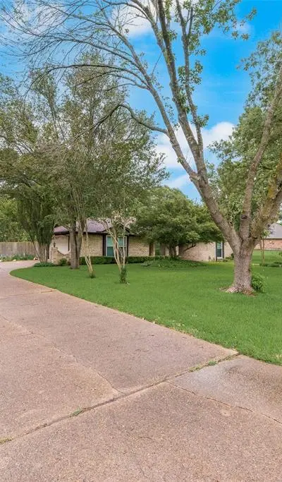 208 Lorene Drive, Red Oak TX 75154 - Photo 5