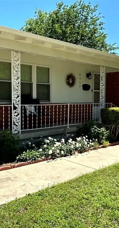 4517 Owendale Drive, Benbrook TX 76116 - Photo 3