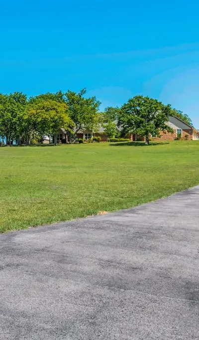 327 Saddle Club Road, Weatherford TX 76088 - Photo 4