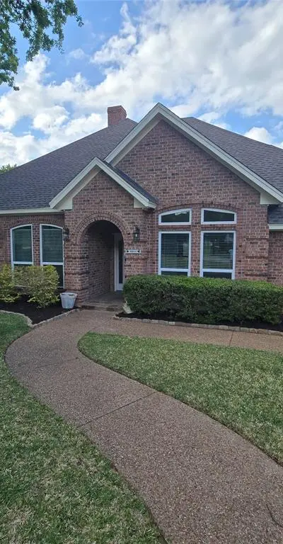 2954 Woodland Hills Drive, Grapevine TX 76051