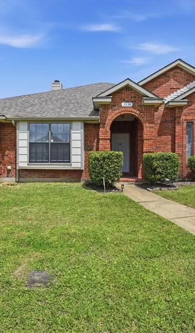 2338 Stillwater Drive, Mesquite TX 75181
