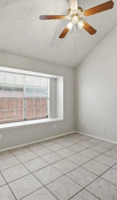 2338 Stillwater Drive, Mesquite TX 75181 - Photo 4