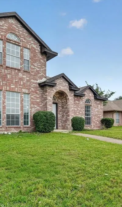 1325 Rosewood Lane, Lancaster TX 75146 - Photo 2