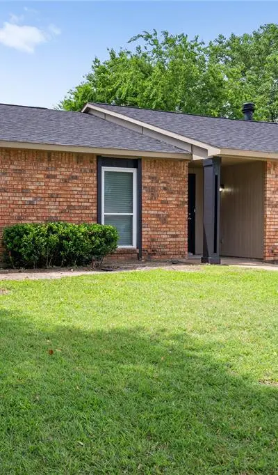306 Hardwood Trail, Mesquite TX 75150 - Photo 2