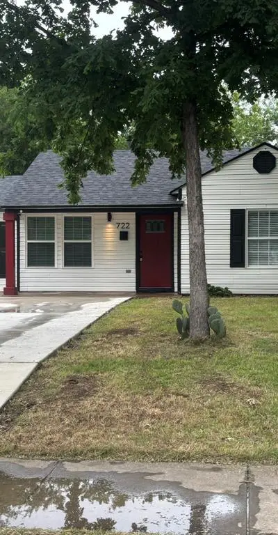 722 SE 11th Street, Grand Prairie TX 75051 - Photo 2