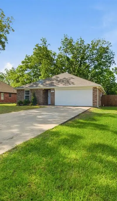 402 Robertson Street, Collinsville TX 76233 - Photo 4