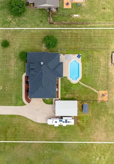 11210 Lakecrest Drive, Sanger TX 76266 - Photo 4